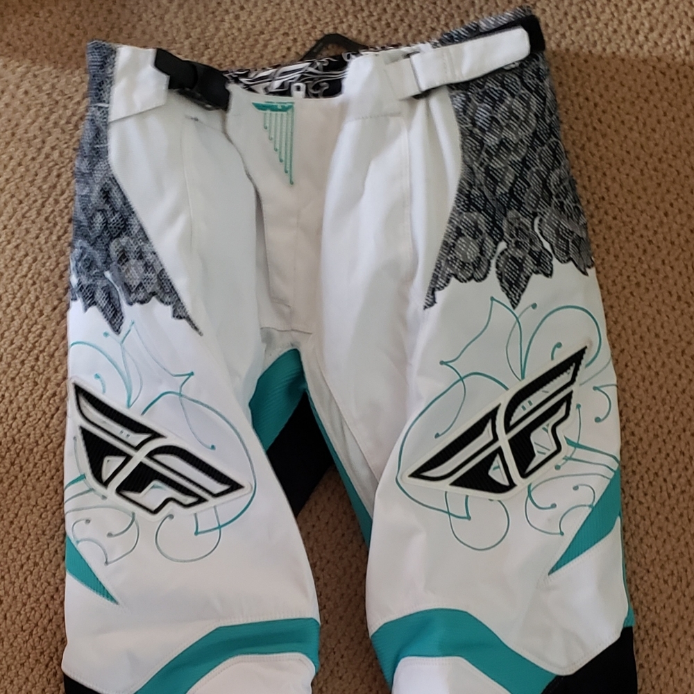 Motorcycle Jacket/pants - Picture 4 of 6